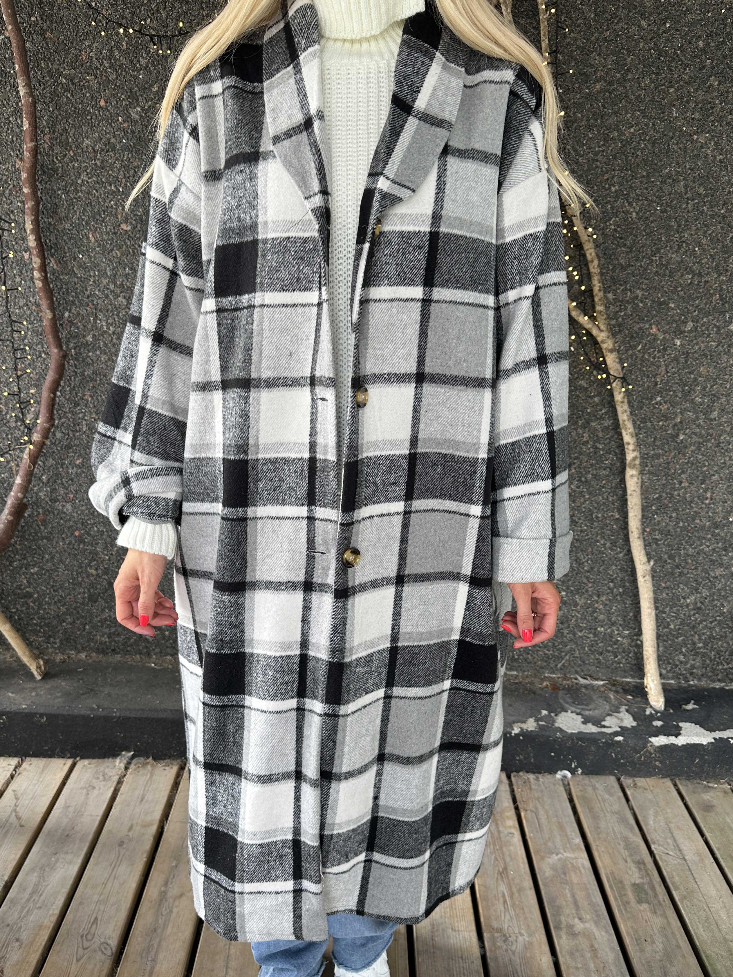 Karoline - Lång rutig skjortjacka i viskos